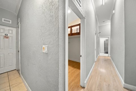 Купить коммерческую недвижимость в Лейк-Уорт, Флорида № 2430273 - фото 20