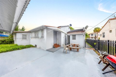 Immobilier commercial à vendre à Miami, Floride: 158.68 m2 № 2060115 - photo 11