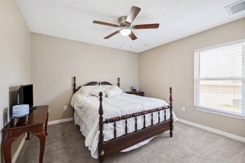 Casa en venta en Spring Hill, Florida, 4 dormitorios, 152.92 m2 № 1674006 - foto 5