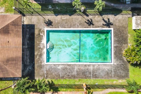 Condo in Lauderhill, Florida, 3 bedrooms  № 2060894 - photo 20