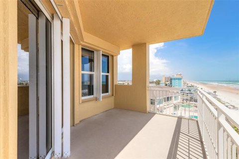 Copropriété à vendre à Daytona Beach, Floride: 3 chambres, 226.03 m2 № 2124117 - photo 10