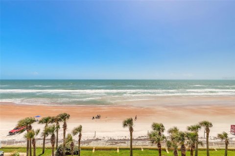 Copropriété à vendre à Daytona Beach, Floride: 3 chambres, 226.03 m2 № 2124117 - photo 3