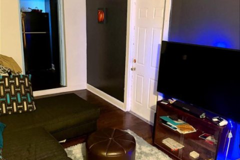 House in Lauderdale Lakes, Florida 1 bedroom, 159.61 sq.m. № 2083510 - photo 5