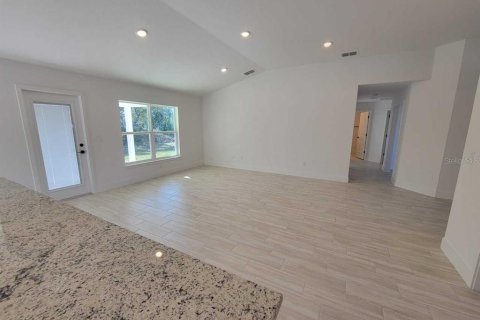 House in Ocala, Florida 4 bedrooms, 208.1 sq.m. № 2152366 - photo 14