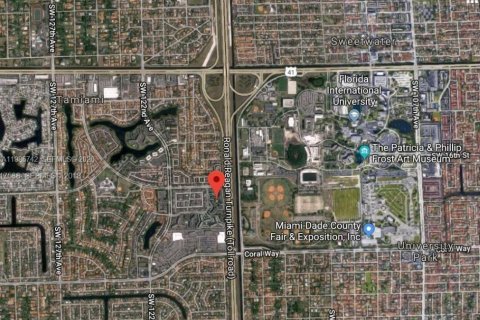 Купить кондоминиум в Майами, Флорида 2 спальни, 83.43м2, № 2049576 - фото 18