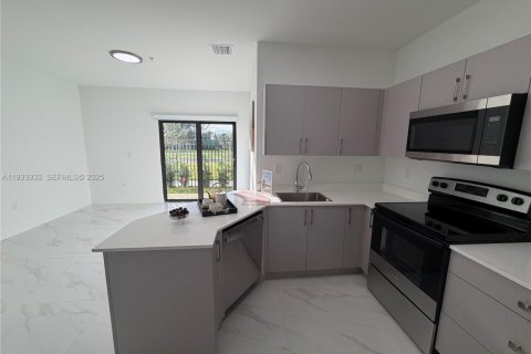 Apartment in Hialeah, Florida 2 bedrooms № 2152496