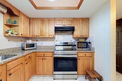 Condo in Clearwater, Florida, 2 bedrooms  № 2158009 - photo 11