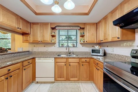 Condo in Clearwater, Florida, 2 bedrooms  № 2158009 - photo 13