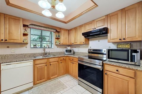 Condo in Clearwater, Florida, 2 bedrooms  № 2158009 - photo 12