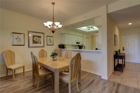 Copropriété à vendre à Sarasota, Floride: 2 chambres, 121.79 m2 № 1547825 - photo 13