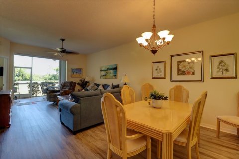 Copropriété à vendre à Sarasota, Floride: 2 chambres, 121.79 m2 № 1547825 - photo 15