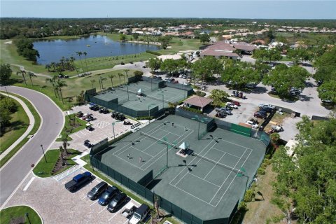 Copropriété à vendre à Sarasota, Floride: 2 chambres, 121.79 m2 № 1547825 - photo 8