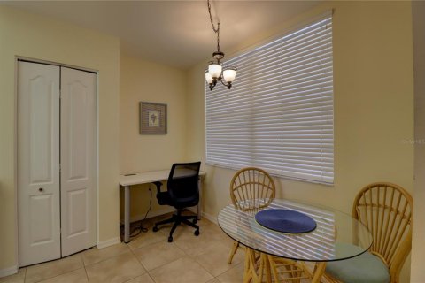 Copropriété à vendre à Sarasota, Floride: 2 chambres, 121.79 m2 № 1547825 - photo 19