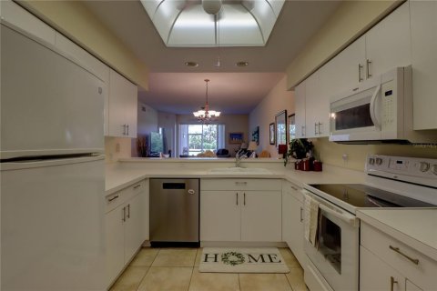 Copropriété à vendre à Sarasota, Floride: 2 chambres, 121.79 m2 № 1547825 - photo 24