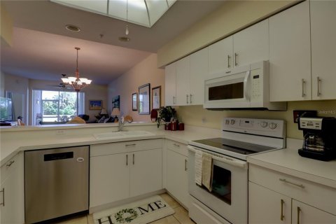 Copropriété à vendre à Sarasota, Floride: 2 chambres, 121.79 m2 № 1547825 - photo 22