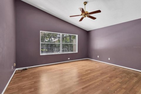 House in Zephyrhills, Florida 3 bedrooms, 163.42 sq.m. № 1343644 - photo 20
