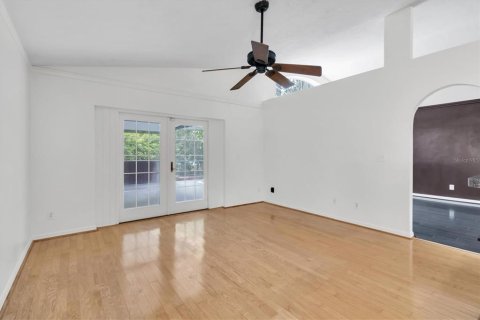 House in Zephyrhills, Florida 3 bedrooms, 163.42 sq.m. № 1343644 - photo 19