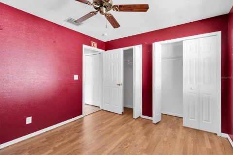 House in Zephyrhills, Florida 3 bedrooms, 163.42 sq.m. № 1343644 - photo 28
