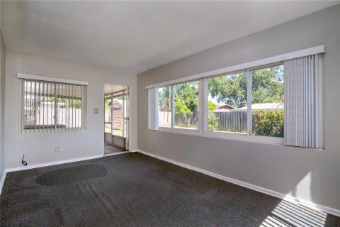 House in Orlando, Florida 3 bedrooms, 141.68 sq.m. № 1883068 - photo 26