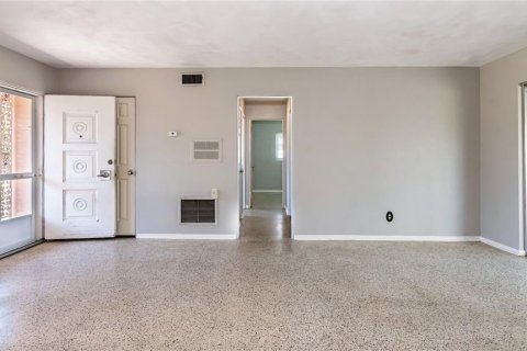 House in Orlando, Florida 3 bedrooms, 141.68 sq.m. № 1883068 - photo 8