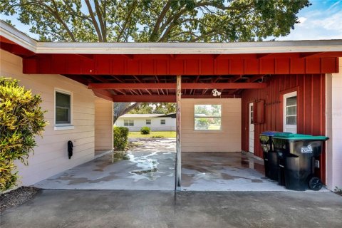 House in Orlando, Florida 3 bedrooms, 141.68 sq.m. № 1883068 - photo 28
