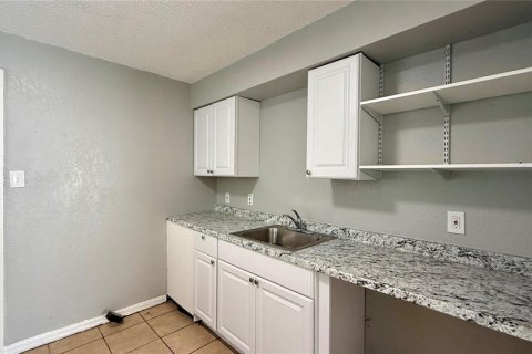 Apartamento en alquiler en Wildwood, Florida, 3 dormitorios, 142.7 m2 № 2150531 - foto 4