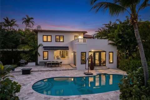 Casa en venta en Miami Beach, Florida, 5 dormitorios, 370.22 m2 № 2025156 - foto 25
