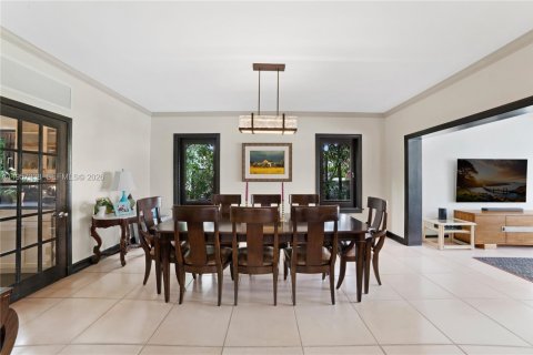 Casa en venta en Miami Beach, Florida, 5 dormitorios, 370.22 m2 № 2025156 - foto 10