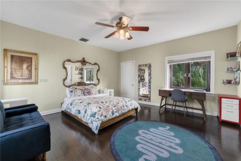 Casa en venta en Miami Beach, Florida, 5 dormitorios, 370.22 m2 № 2025156 - foto 18