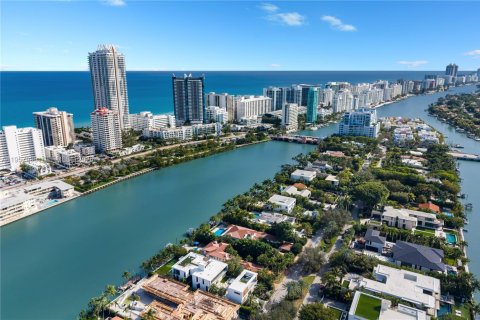 Casa en venta en Miami Beach, Florida, 5 dormitorios, 370.22 m2 № 2025156 - foto 28