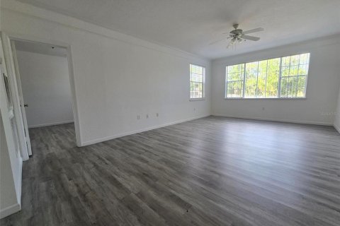Condo in Tampa, Florida, 2 bedrooms  № 2215082 - photo 5