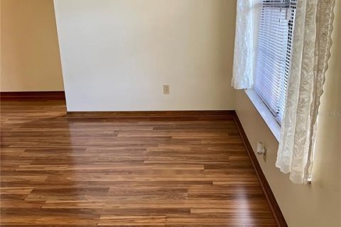 House in Kissimmee, Florida 4 bedrooms, 202.53 sq.m. № 1385229 - photo 5