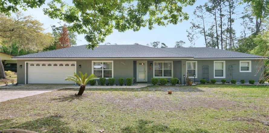 House in Paisley, Florida 2 bedrooms, 131.09 sq.m. № 2396322