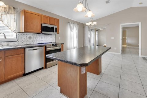 House in Paisley, Florida 2 bedrooms, 131.09 sq.m. № 2396322 - photo 14