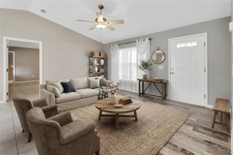House in Paisley, Florida 2 bedrooms, 131.09 sq.m. № 2396322 - photo 5