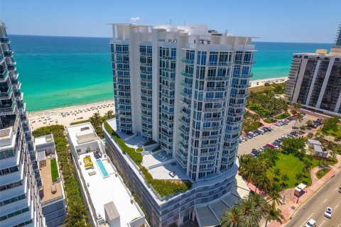 Купить кондоминиум в Майами-Бич, Флорида 2 спальни, 104.79м2, № 1957489 - фото 26