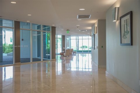 Купить кондоминиум в Майами-Бич, Флорида 2 спальни, 104.79м2, № 1957489 - фото 18