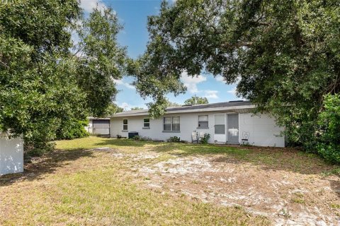 House in Winter Haven, Florida 3 bedrooms, 100.33 sq.m. № 1719007 - photo 28
