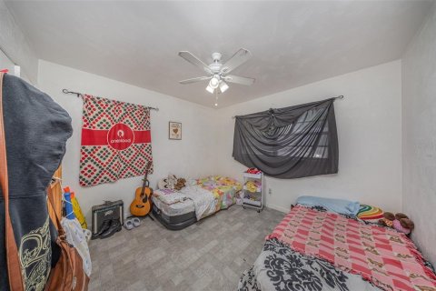 House in Winter Haven, Florida 3 bedrooms, 100.33 sq.m. № 1719007 - photo 17