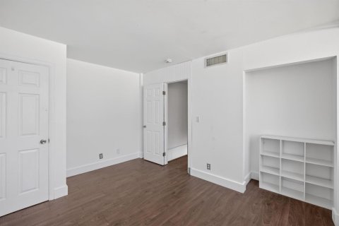 Copropriété à vendre à Fort Lauderdale, Floride: 2 chambres, 93.65 m2 № 2261162 - photo 18