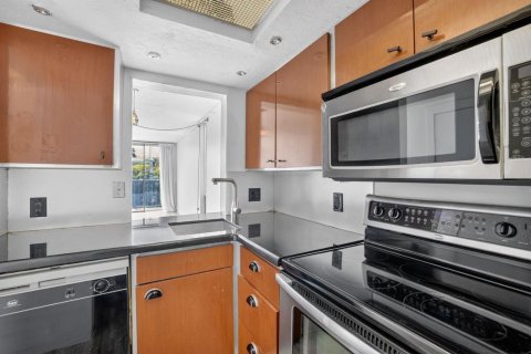 Copropriété à vendre à Fort Lauderdale, Floride: 2 chambres, 93.65 m2 № 2261162 - photo 3
