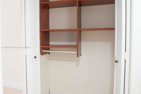 Снять в аренду кондоминиум в Майами-Бич, Флорида 2 спальни, 118.08м2, № 2019498 - фото 20