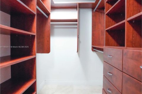 Снять в аренду кондоминиум в Майами-Бич, Флорида 2 спальни, 118.08м2, № 2019498 - фото 14