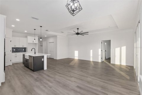 House in Gainesville, Florida 4 bedrooms, 185.53 sq.m. № 1532698 - photo 14