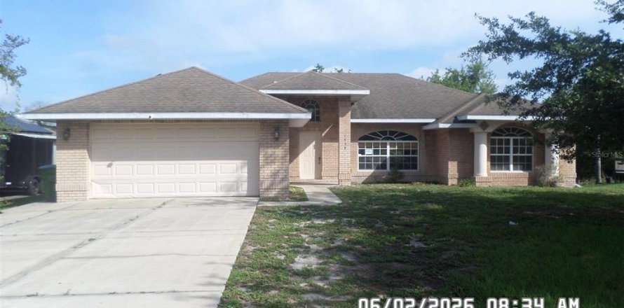 Villa ou maison à Deltona, Floride 4 chambres, 199.74 m2 № 2207246