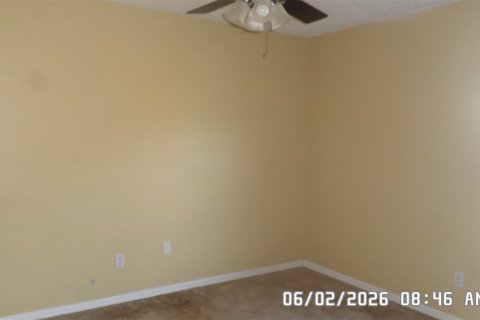 Villa ou maison à vendre à Deltona, Floride: 4 chambres, 199.74 m2 № 2207246 - photo 11
