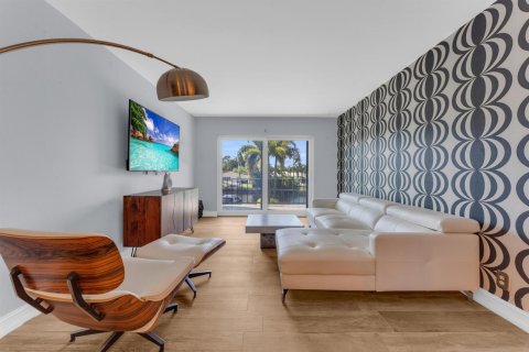 Condo in Fort Lauderdale, Florida, 2 bedrooms  № 2382061