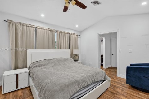 Casa en venta en Homestead, Florida, 4 dormitorios, 157.84 m2 № 2303768 - foto 28