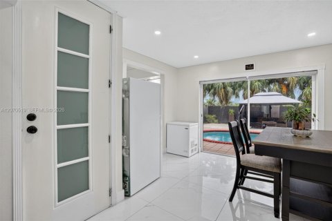 Casa en venta en Homestead, Florida, 4 dormitorios, 157.84 m2 № 2303768 - foto 10