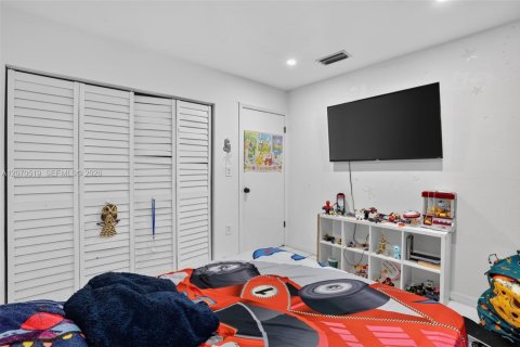 Casa en venta en Homestead, Florida, 4 dormitorios, 157.84 m2 № 2303768 - foto 23